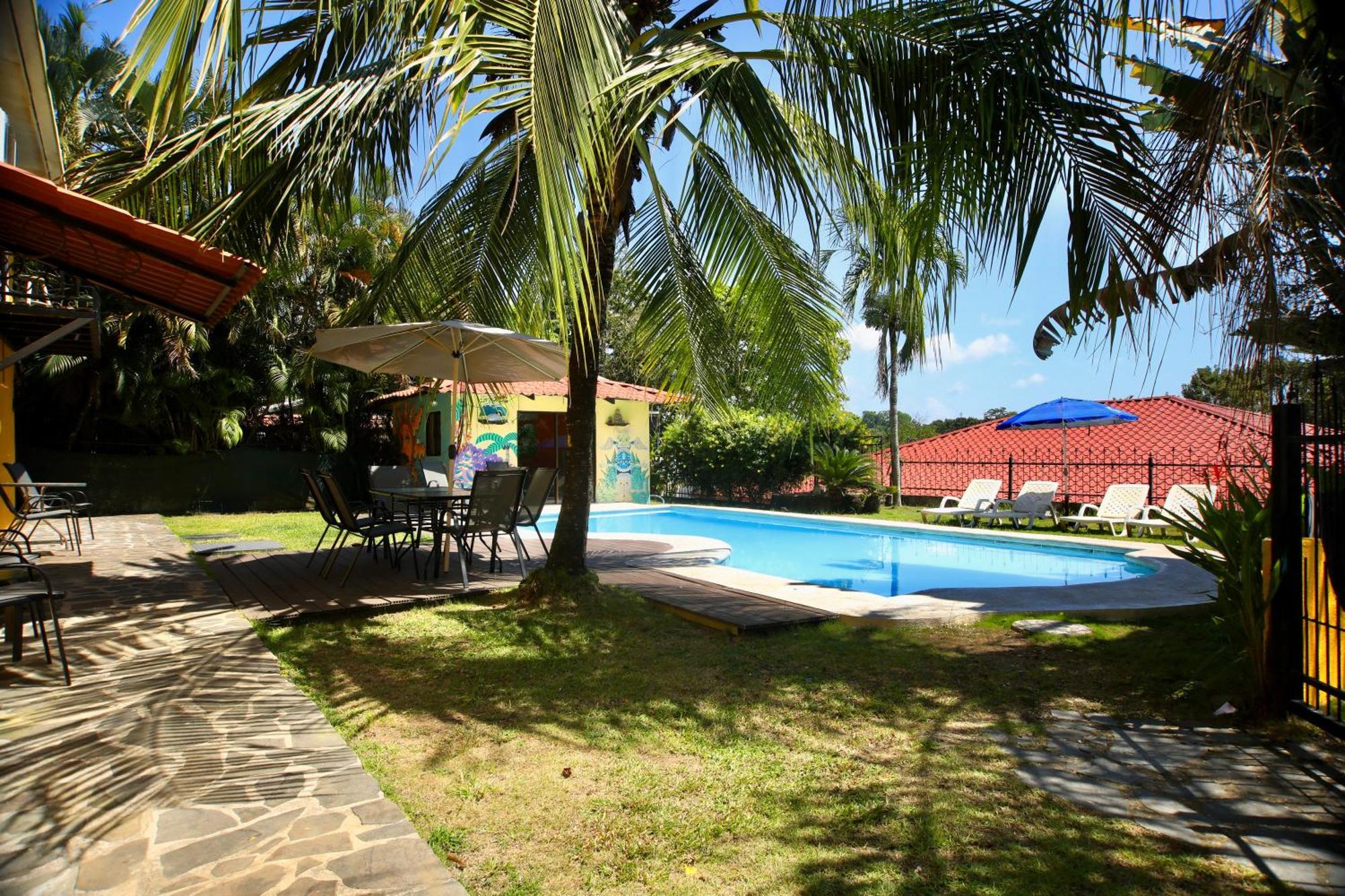 Wipeout Hostel Jacó Extérieur photo